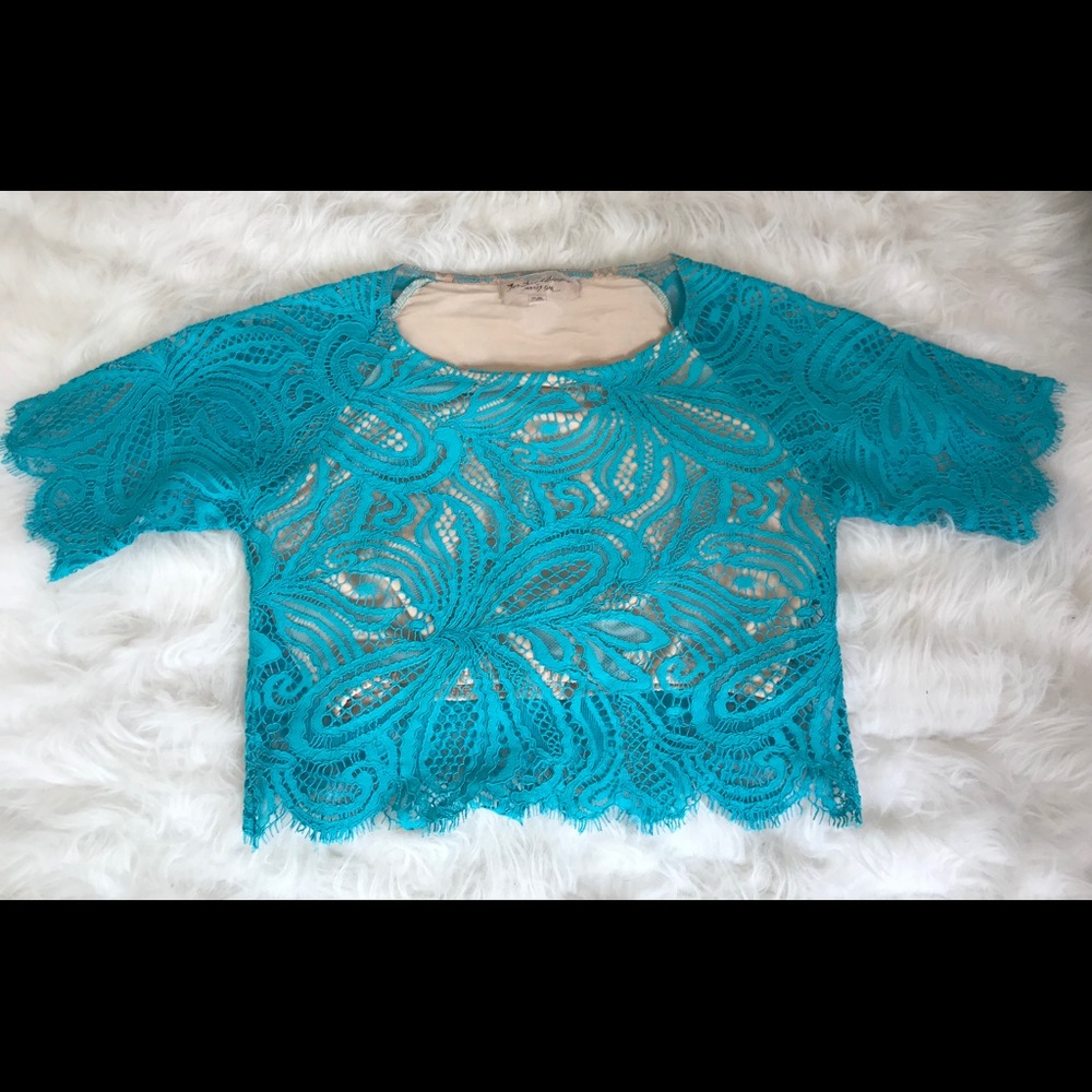 For Love and Lemon Cropped Lace Top Size XS